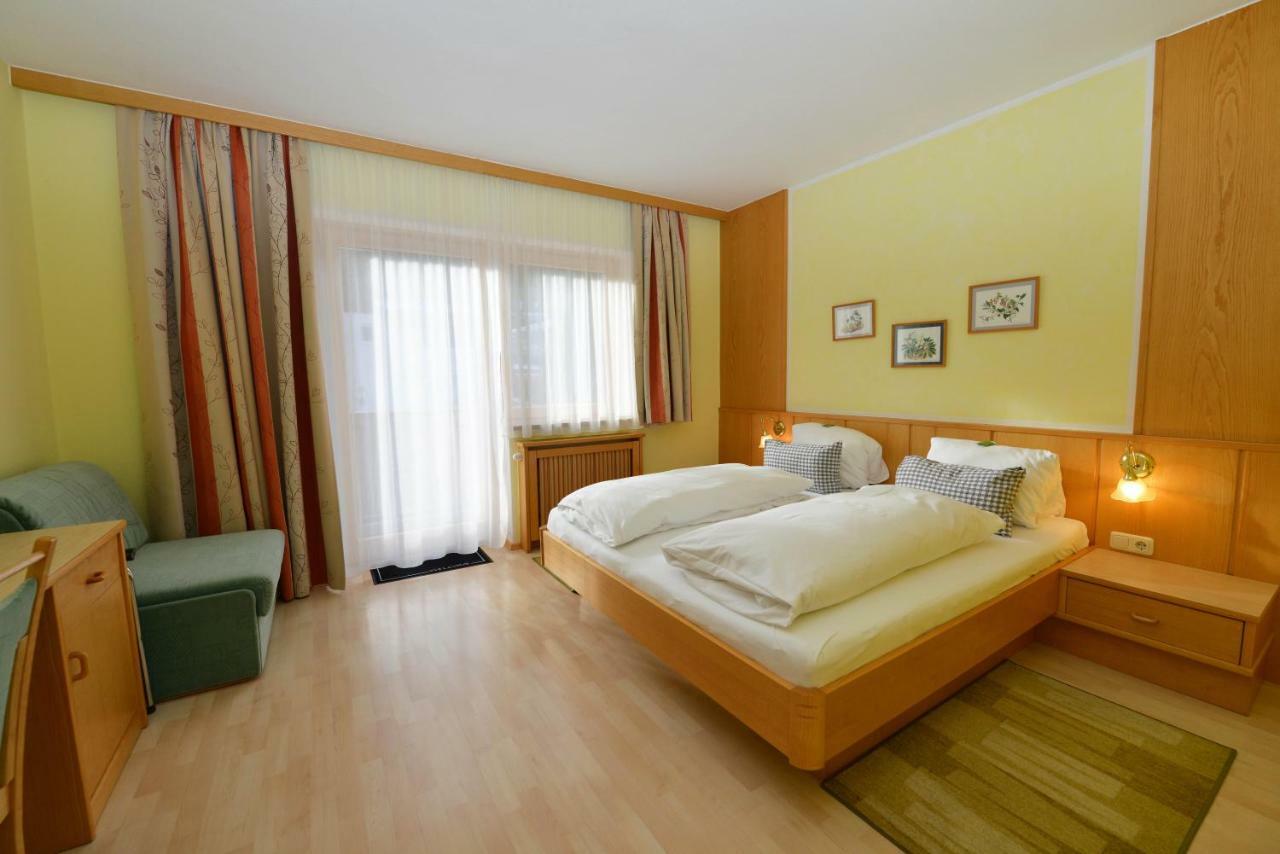 Haus Miriam Hotel Sankt Lorenzen ob Murau Exterior photo